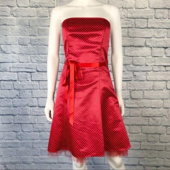 Gunne Sax Dresses & Skirts - GUNNE SAX Vintage Red Strapless Polka Dot Dress